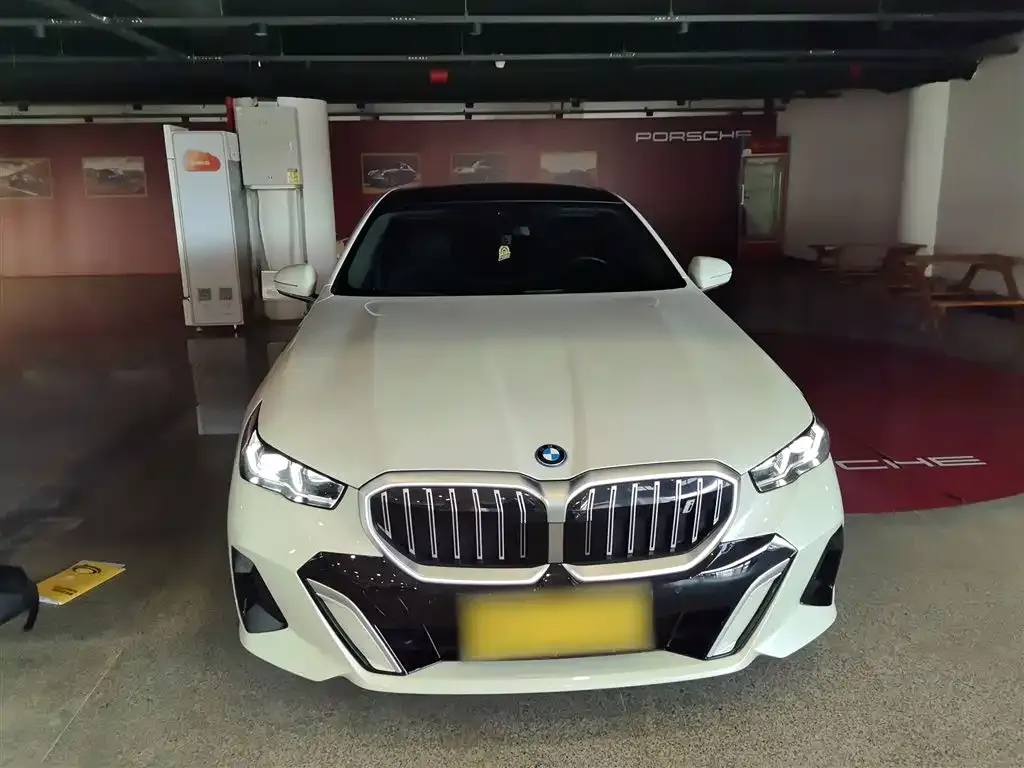 BMW i5 2024 из CN, фото 10
