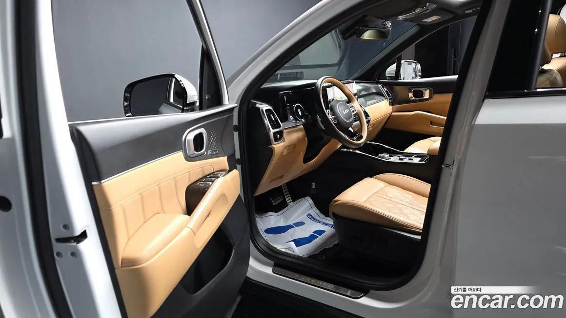 Kia Sorento — фото 8