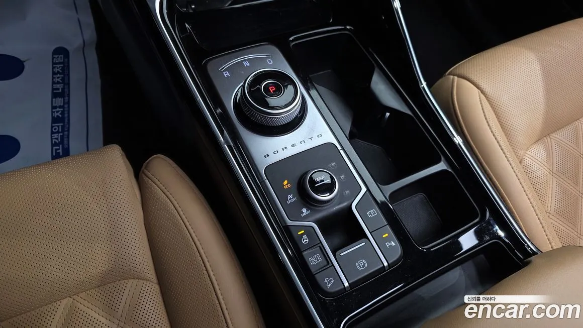 Kia Sorento — фото 10