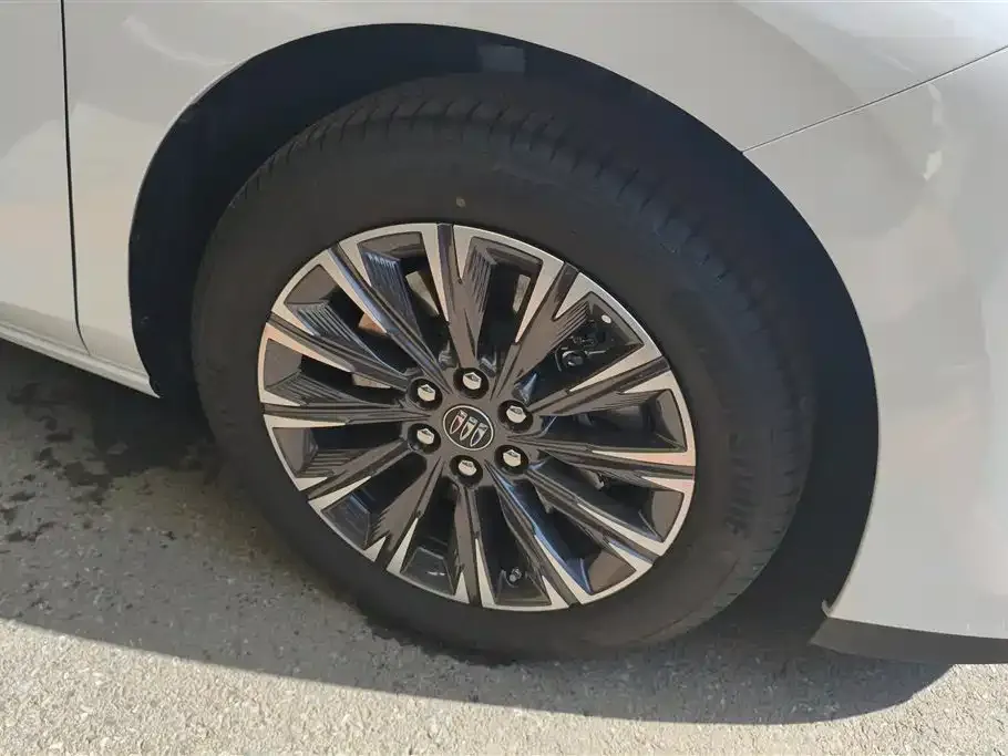 Buick GL8 2026 из CN, фото 6