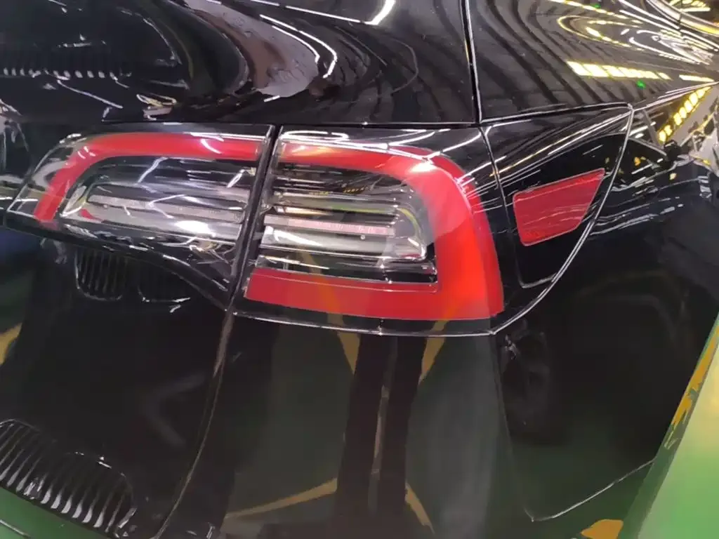 Tesla Model Y 2023 из CN, фото 9