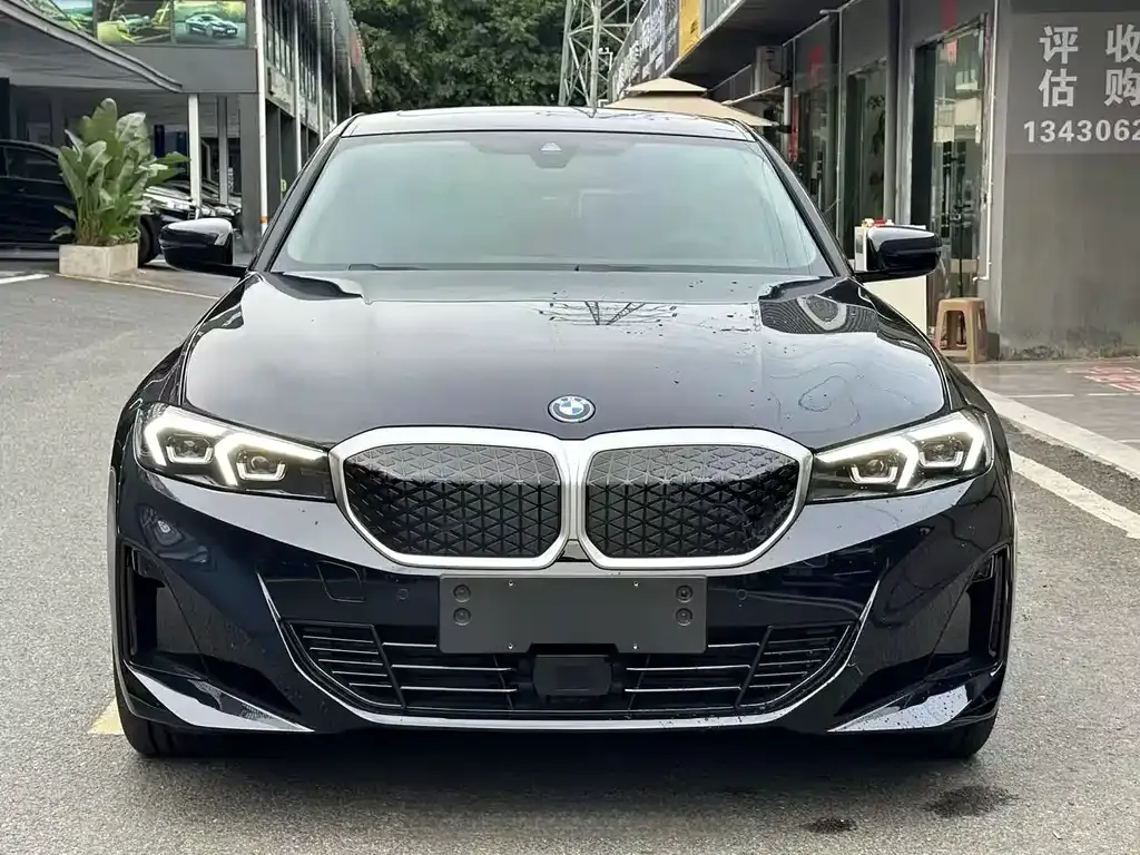 BMW i3 — фото 9