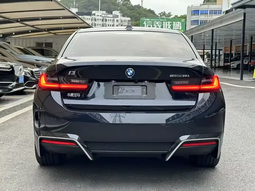 BMW i3 — фото 5
