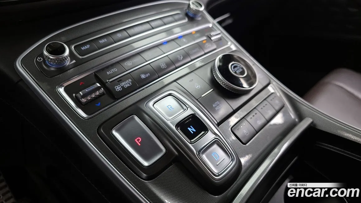 Hyundai Santafe — фото 8