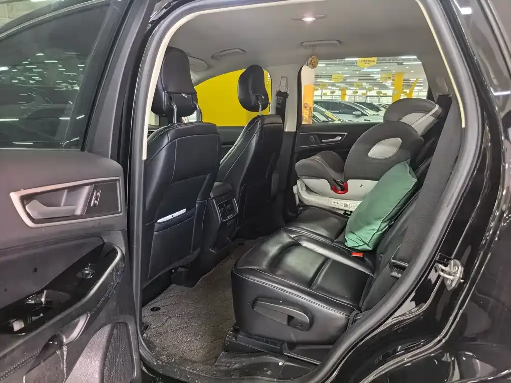 Ford Edge 2021 из CN, фото 2