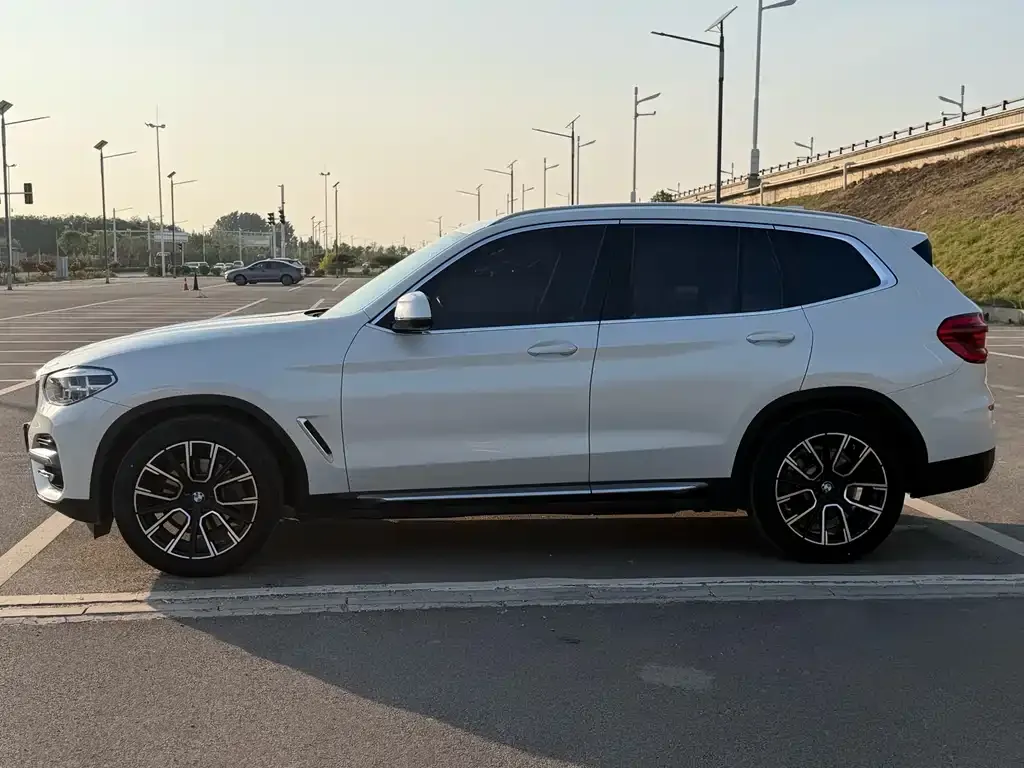 BMW X3 — фото 2