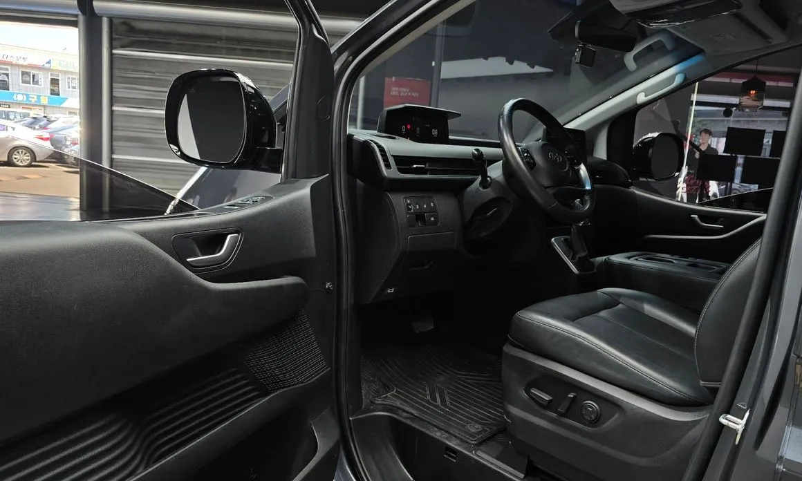Hyundai Staria — фото 7