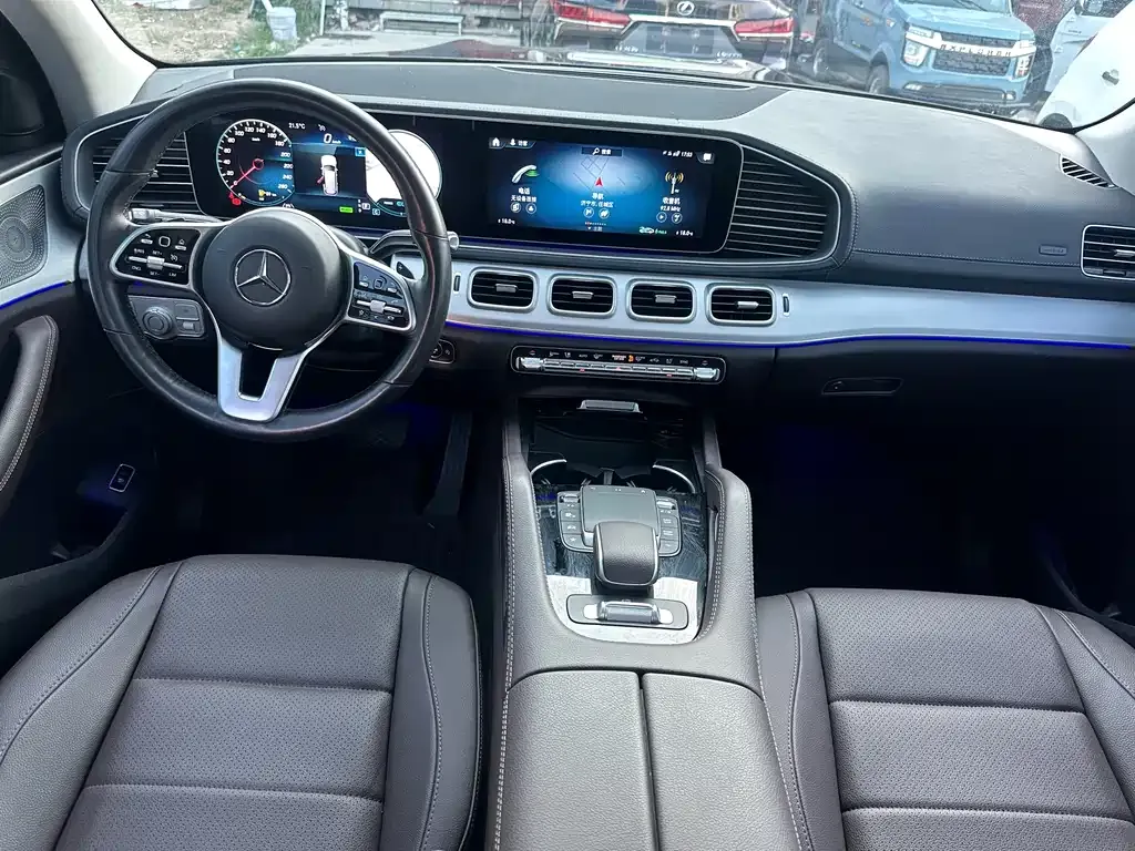 Mercedes-Benz GLS — фото 5