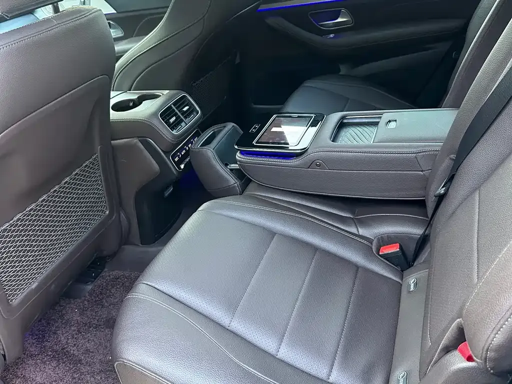 Mercedes-Benz GLS — фото 10