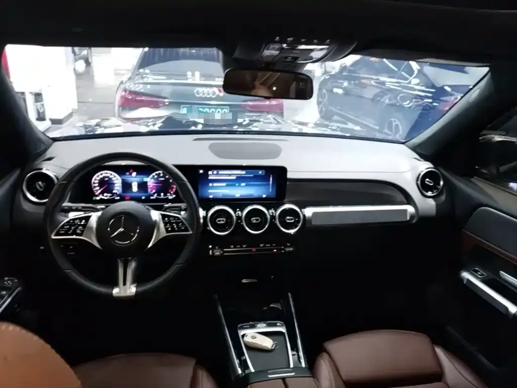 Mercedes-Benz GLB 2024 из CN, фото 2