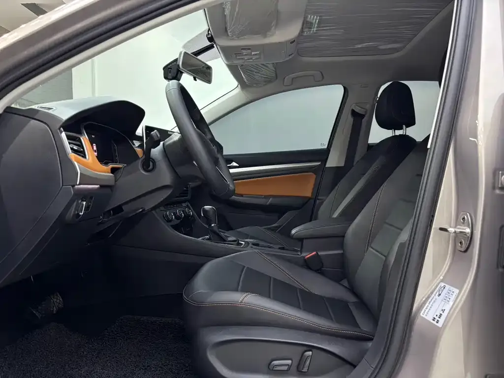Volkswagen Bora 2023 из CN, фото 4