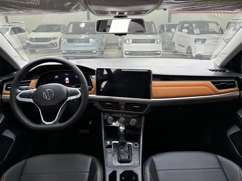 Volkswagen Bora 2023 из CN, фото 6