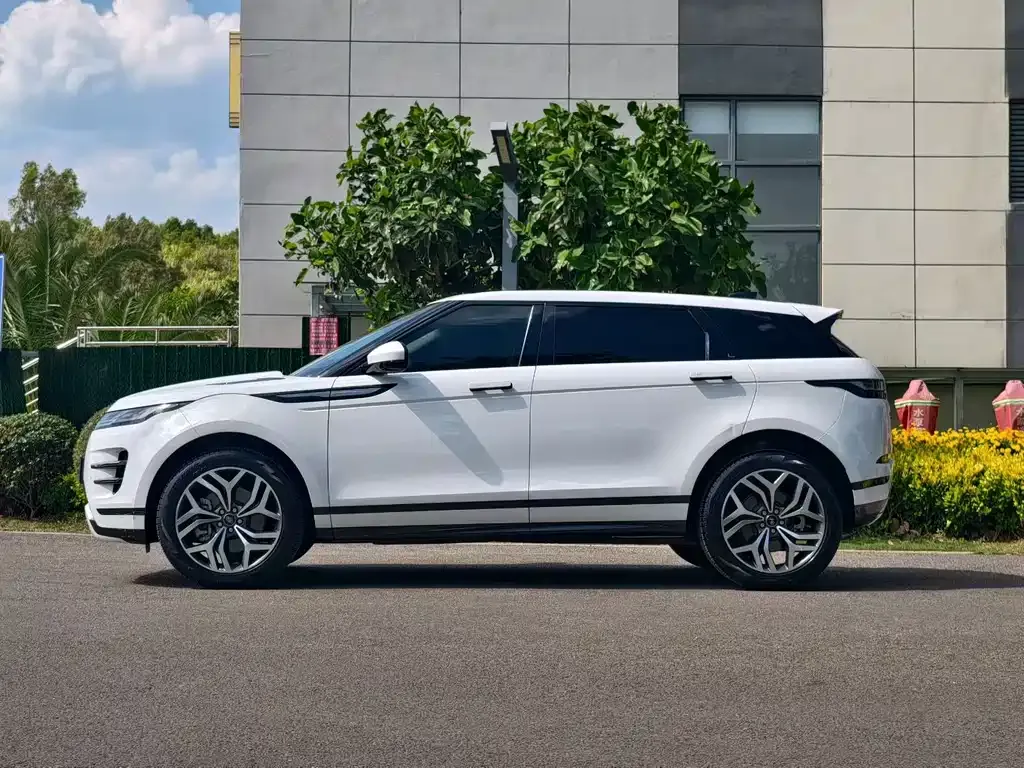 Land Rover Evoque 2023 из CN, фото 5