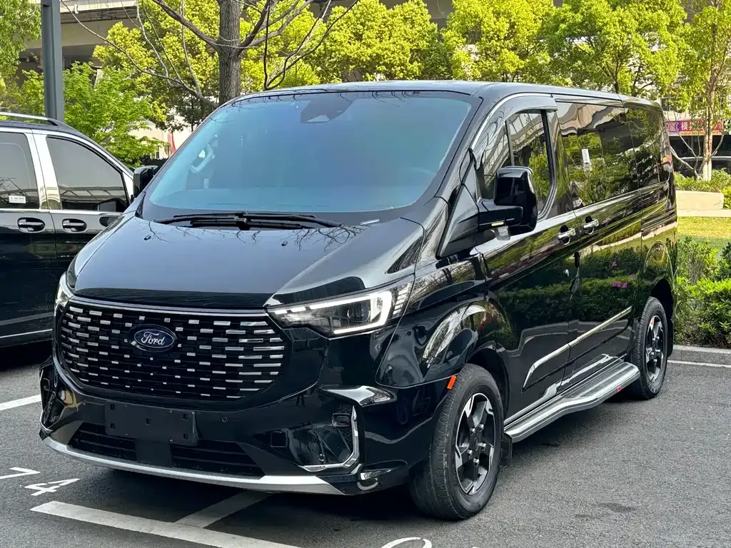 Ford Tourneo
