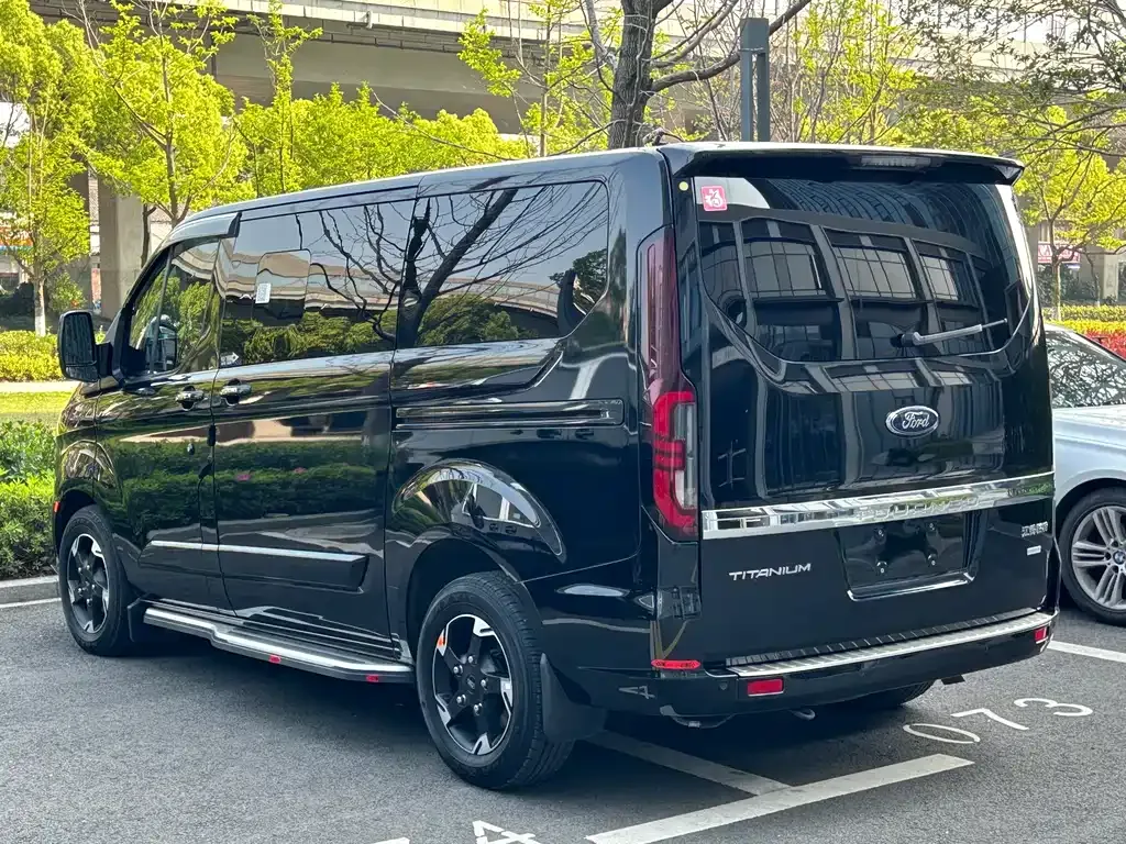 Ford Tourneo 2024 из CN, фото 5