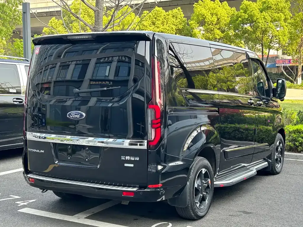 Ford Tourneo 2024 из CN, фото 9