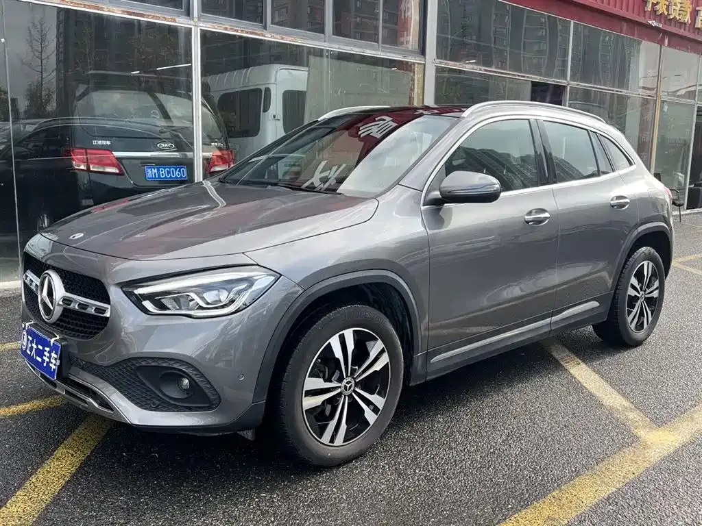 Mercedes-Benz GLA — фото 1