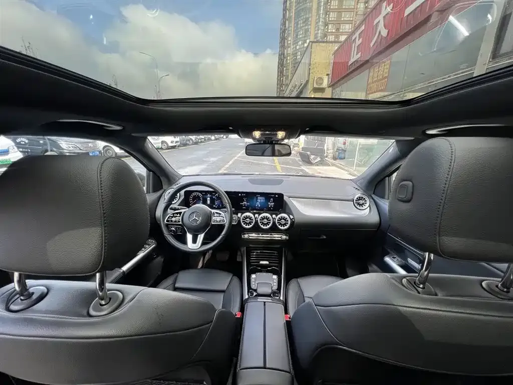 Mercedes-Benz GLA — фото 5