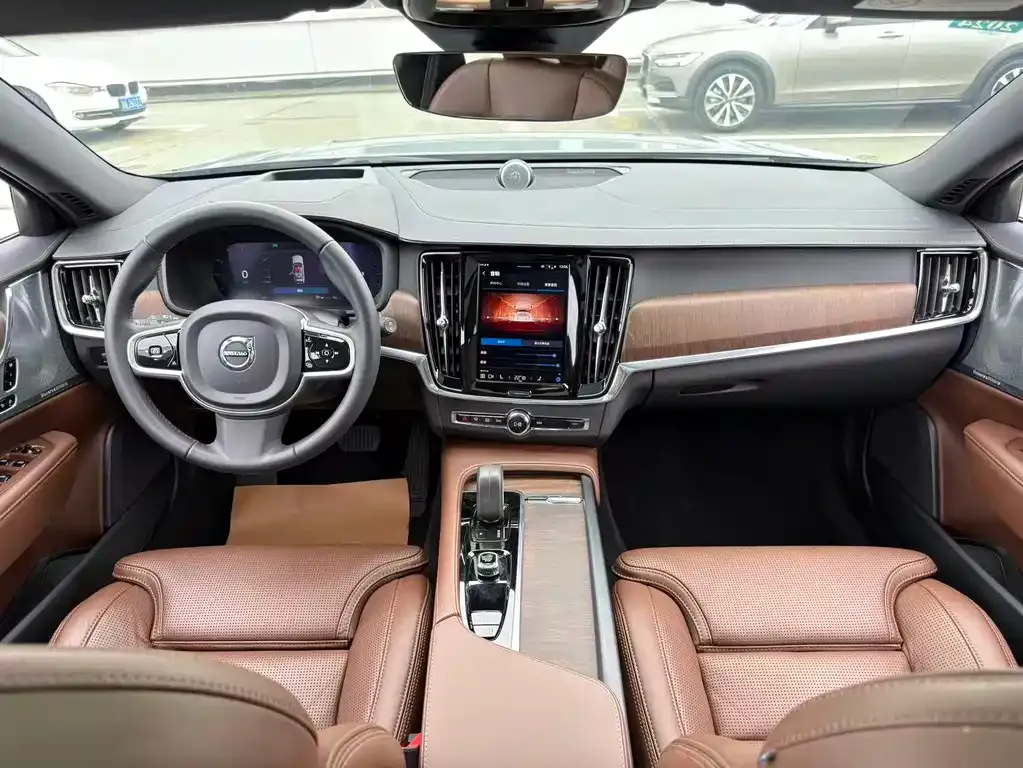 Volvo V90 2022 из CN, фото 8