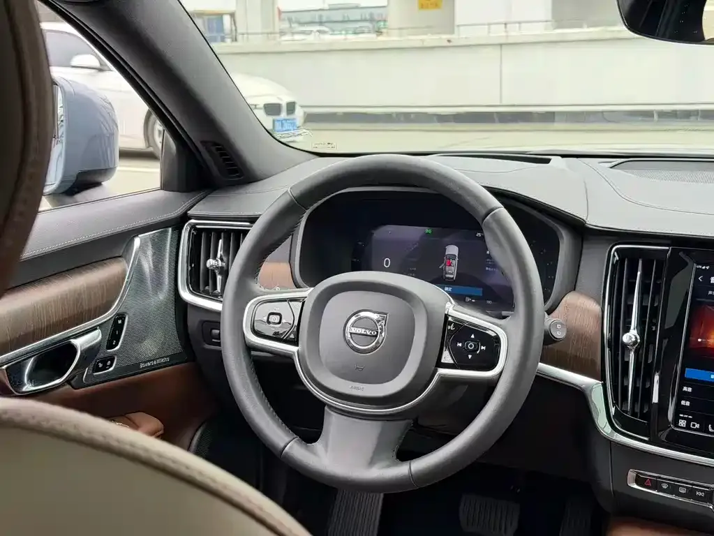 Volvo V90 2022 из CN, фото 4