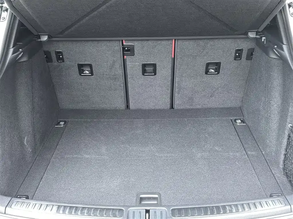 Porsche Macan 2023 из CN, фото 9
