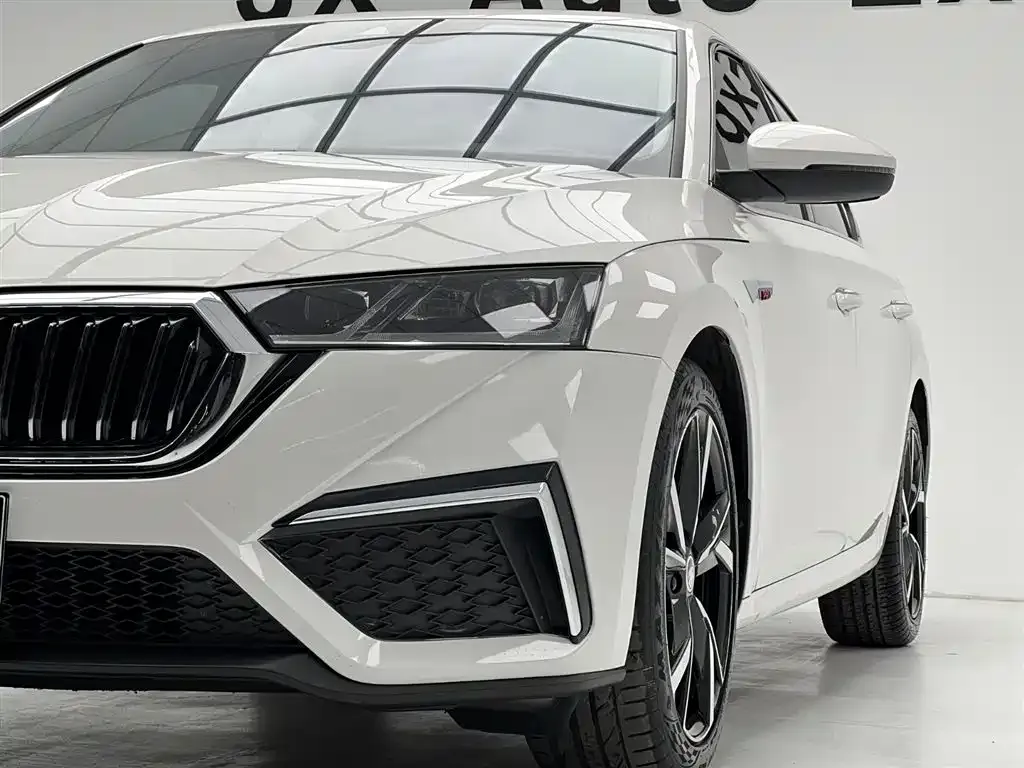 Skoda Octavia 2022 из CN, фото 5
