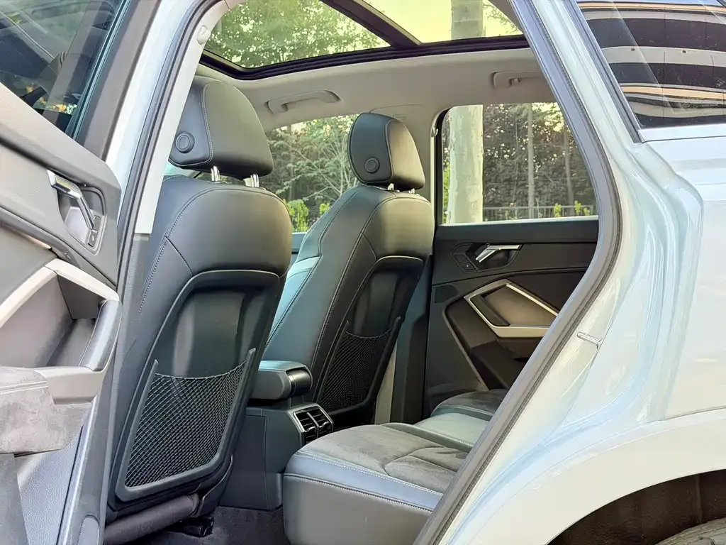 Audi Q3 2022 из CN, фото 7