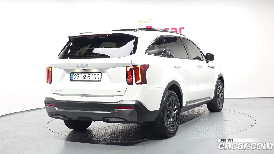 Kia Sorento — фото 5