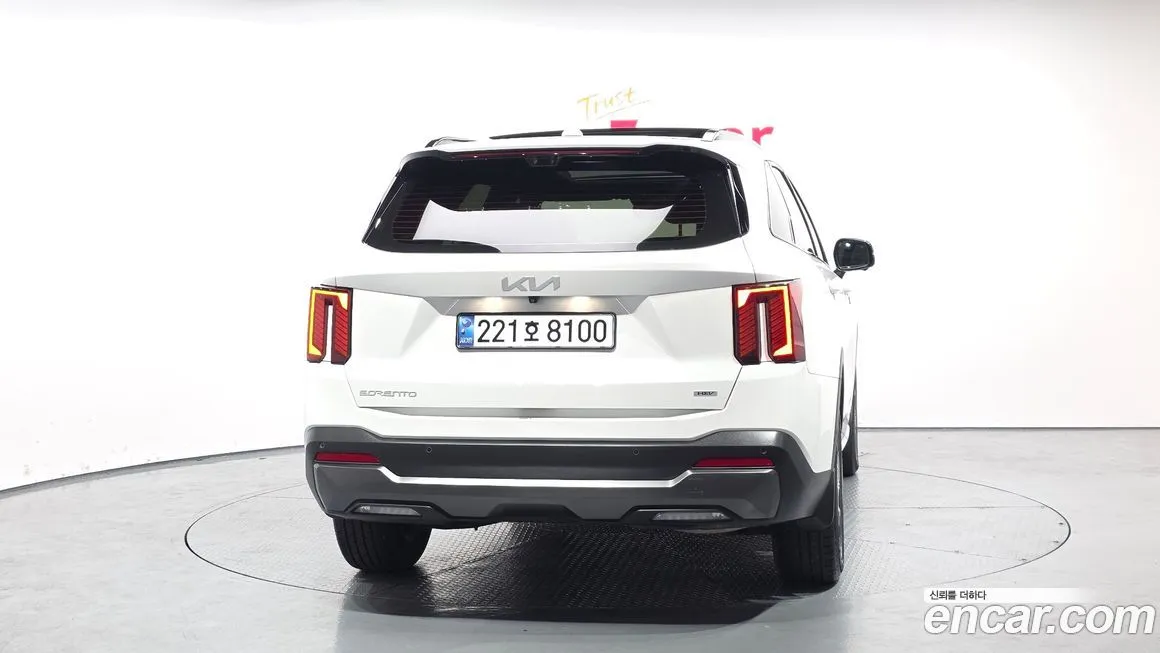 Kia Sorento — фото 3