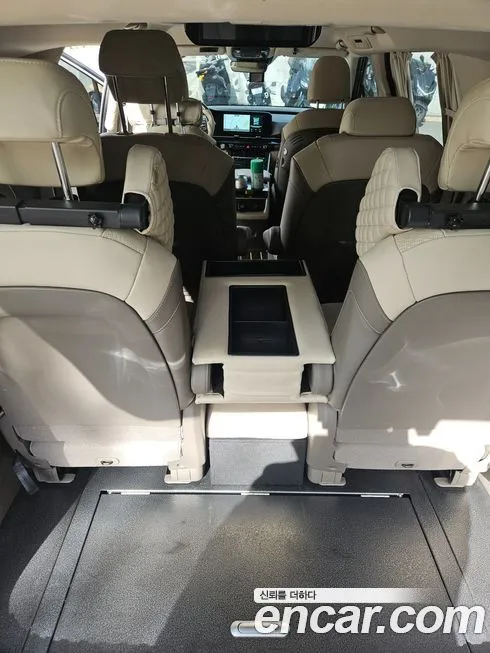 Kia Carnival — фото 2