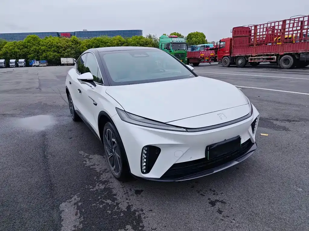 Roewe Feifan R7 2023 из CN, фото 6