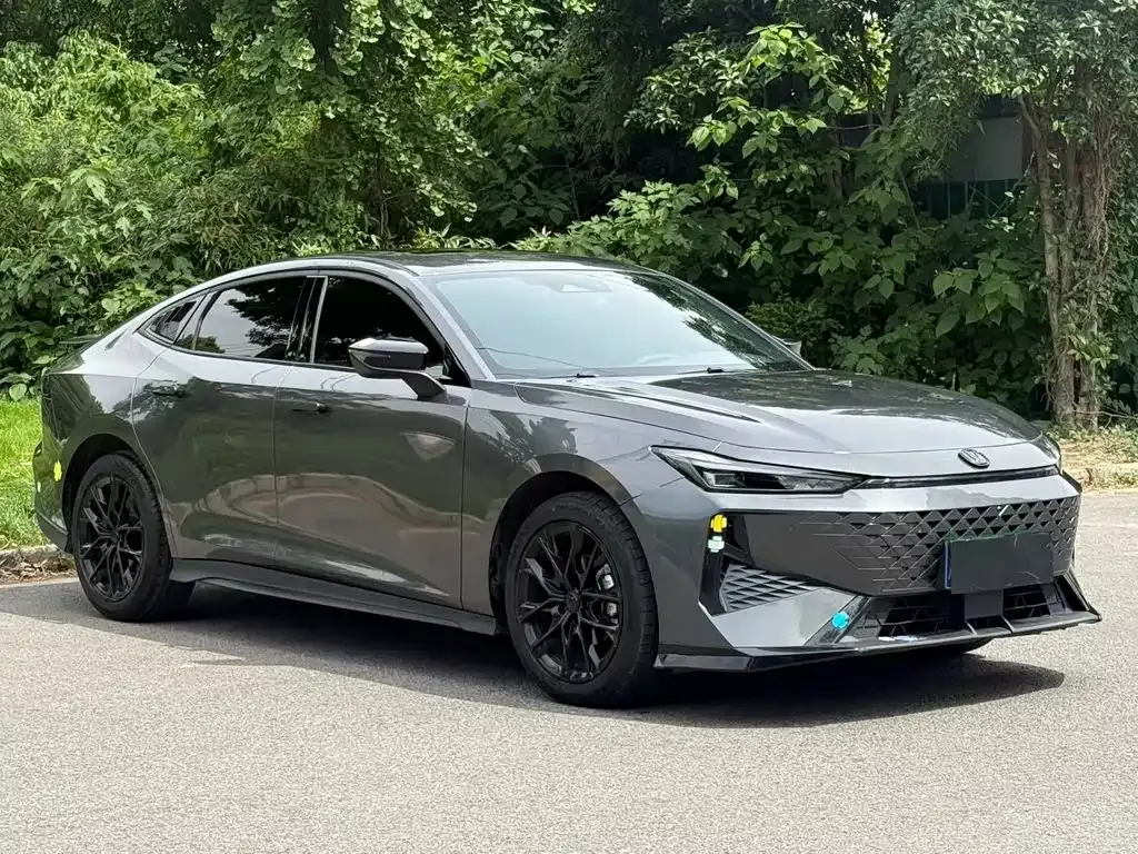 Changan UNI-V 2025 из CN, фото 4