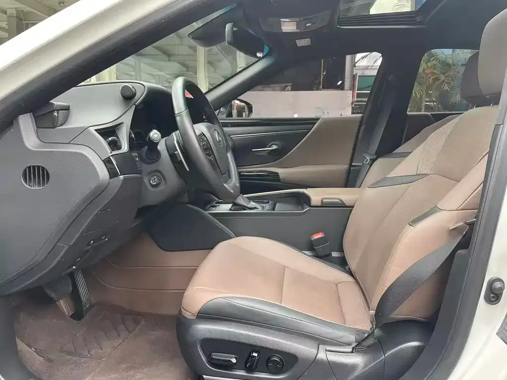Lexus ES 2024 из CN, фото 6