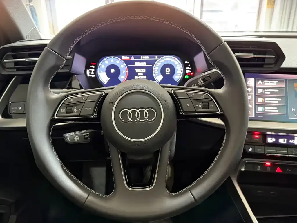 Audi A3 2023 из CN, фото 10