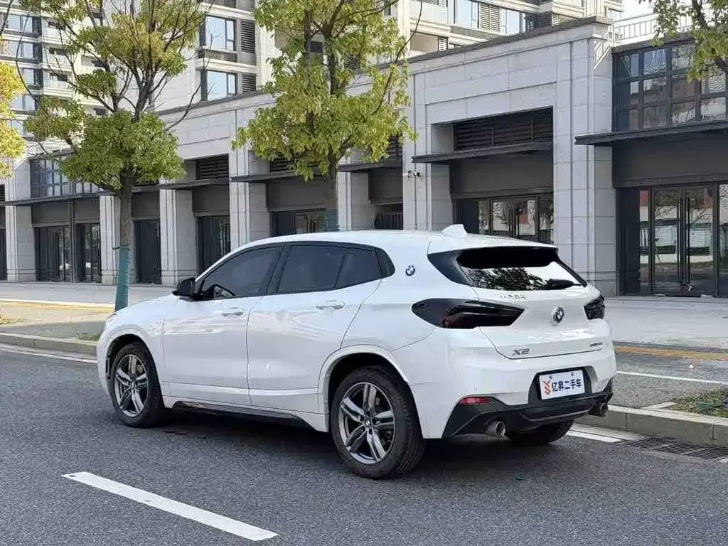 BMW X2 — фото 7