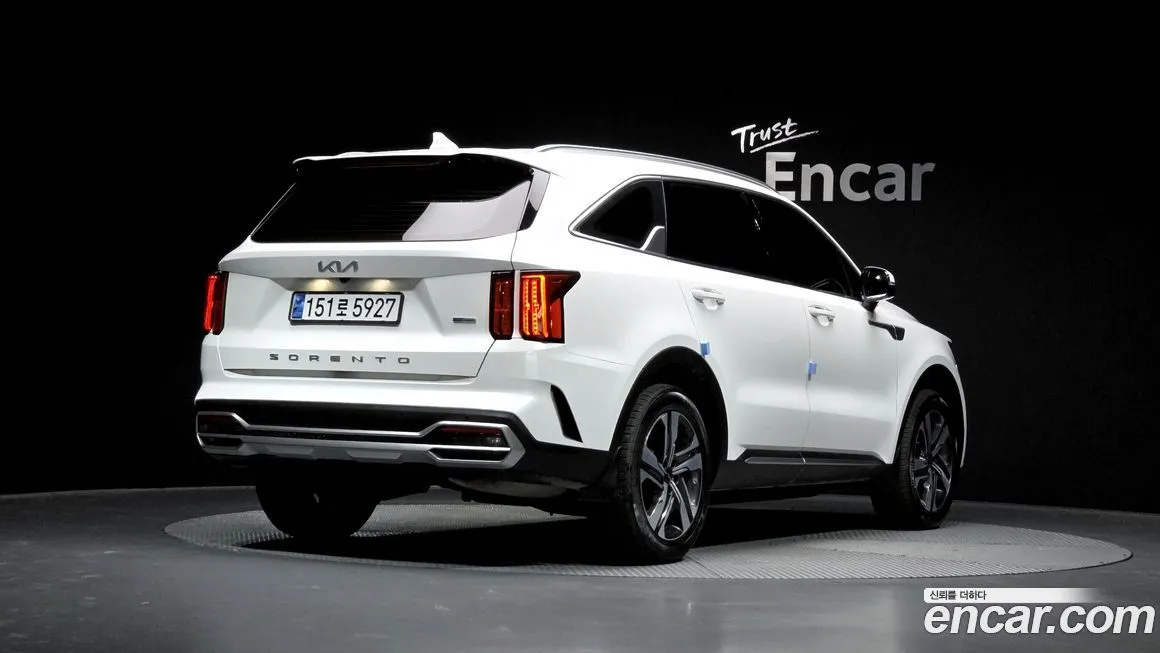 Kia Sorento — фото 9