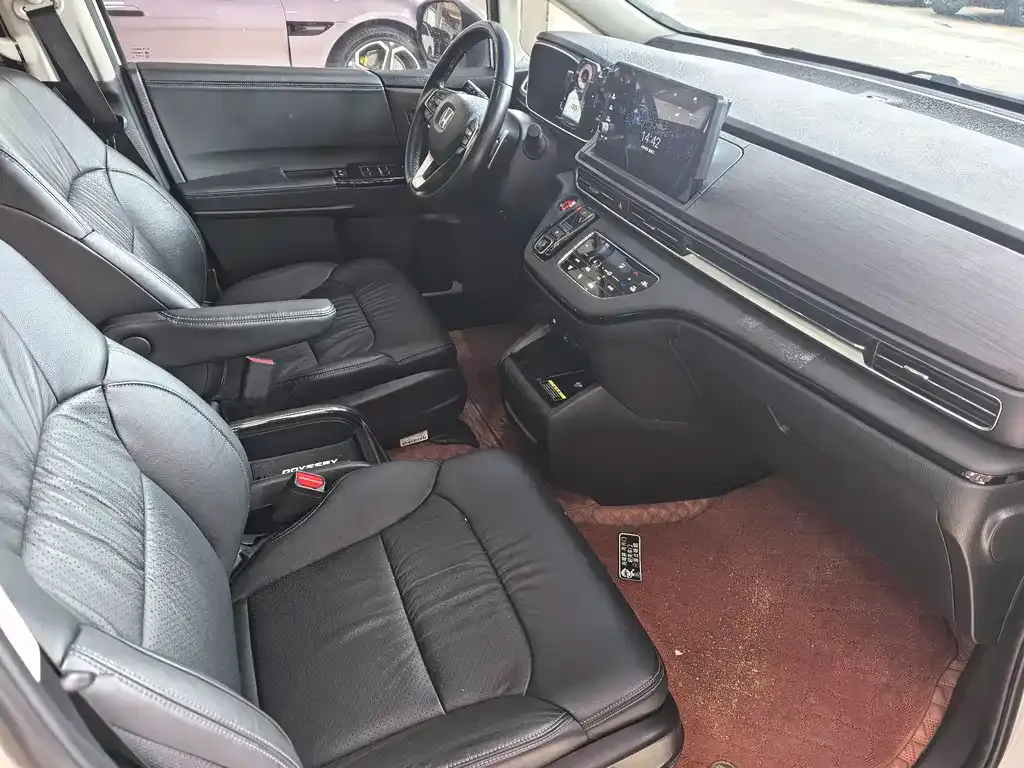 Honda Odyssey 2023 из CN, фото 7