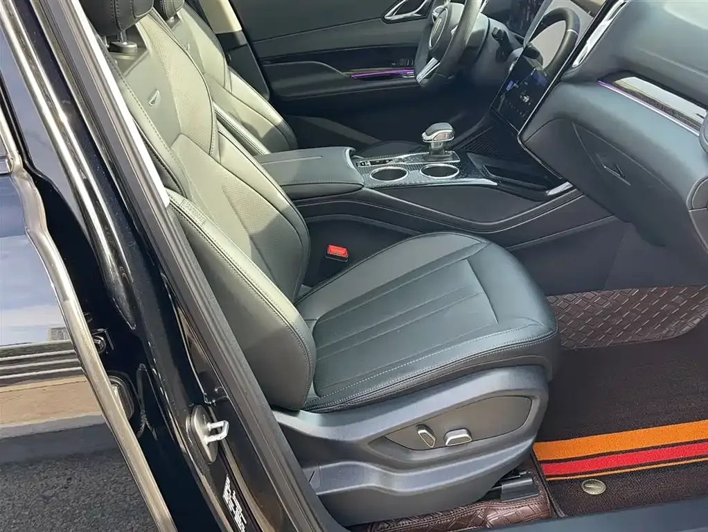 Hongqi HS3 2024 из CN, фото 8