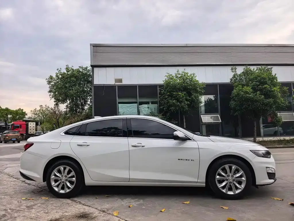 Chevrolet Malibu XL 2022 из CN, фото 4