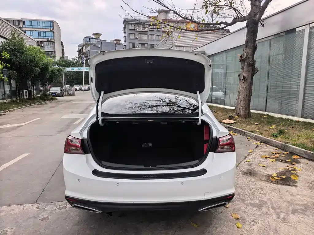 Chevrolet Malibu XL 2022 из CN, фото 6