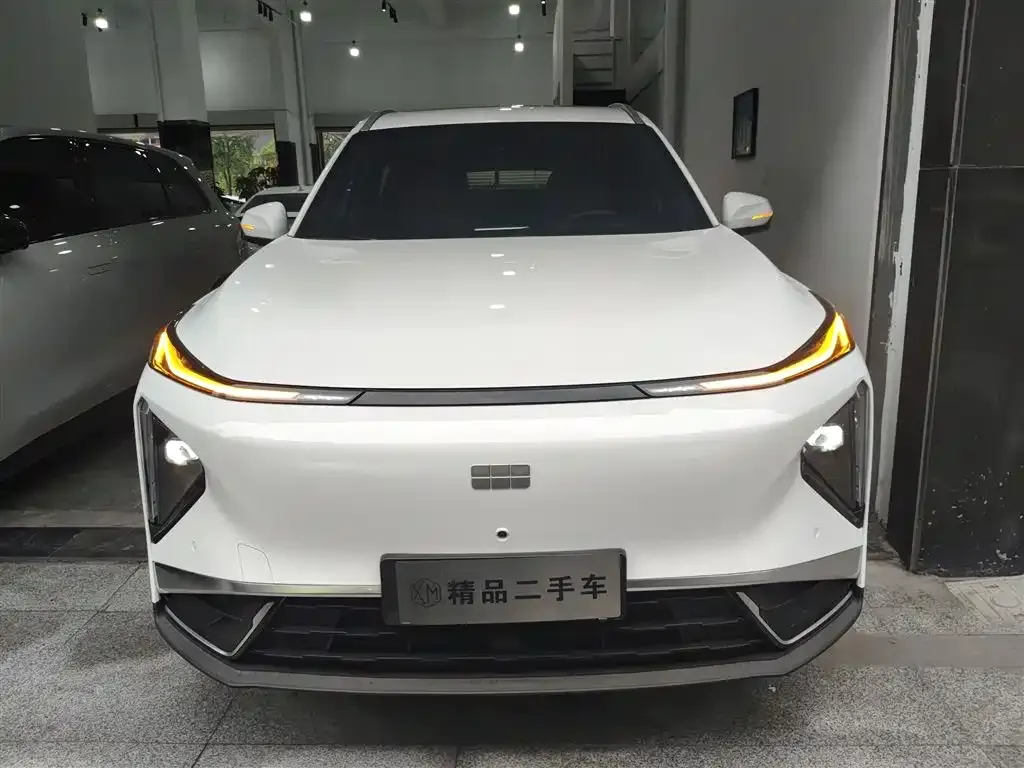 Geely Galaxy L7 — фото 10