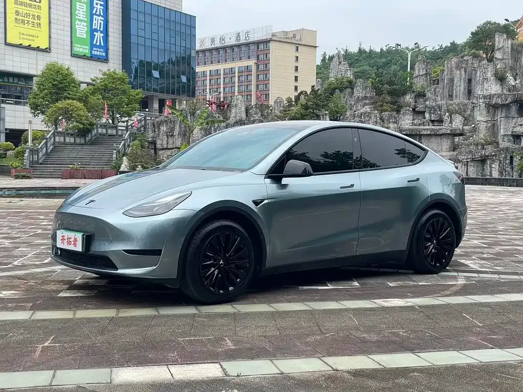 Tesla Model Y 2024 из CN, фото 1