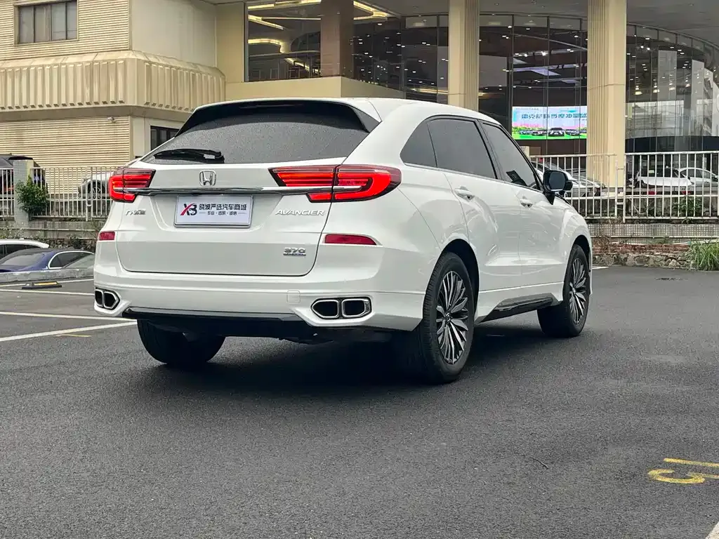 Honda Avancier 2023 из CN, фото 9