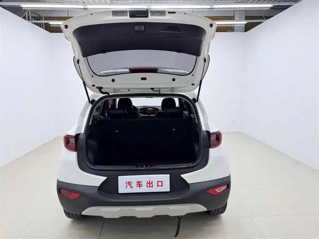 Kia KX1 2023 из CN, фото 4