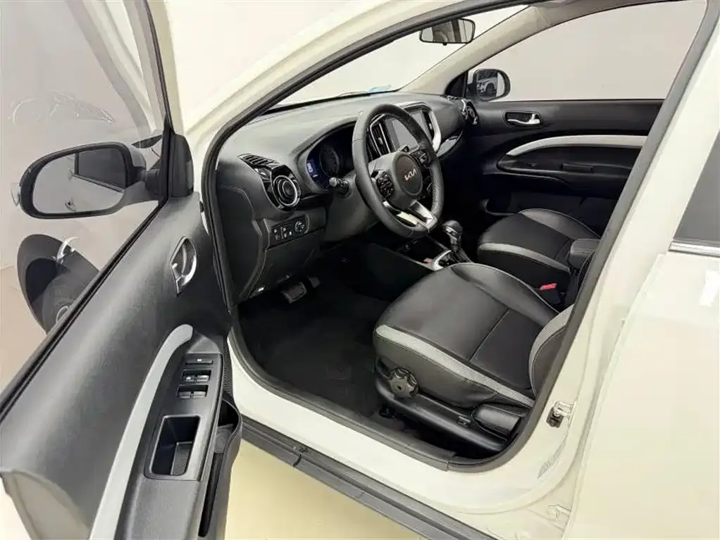 Kia KX1 2023 из CN, фото 8