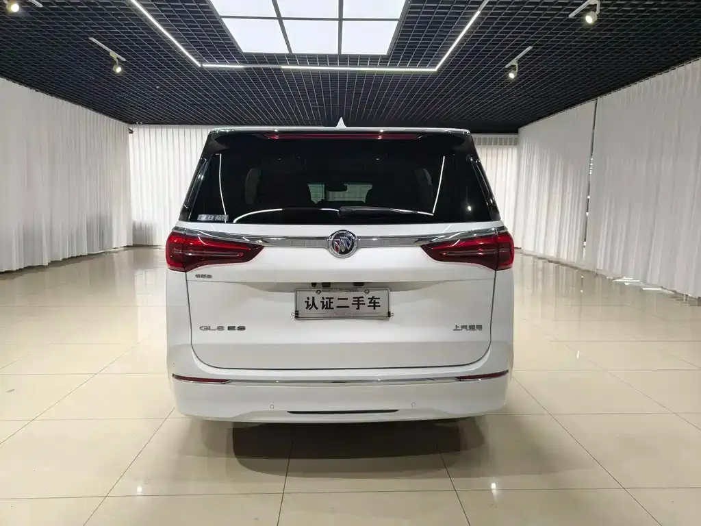 Buick GL8 2021 из CN, фото 3