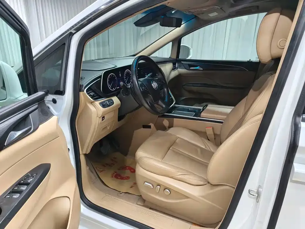 Buick GL8 2021 из CN, фото 5