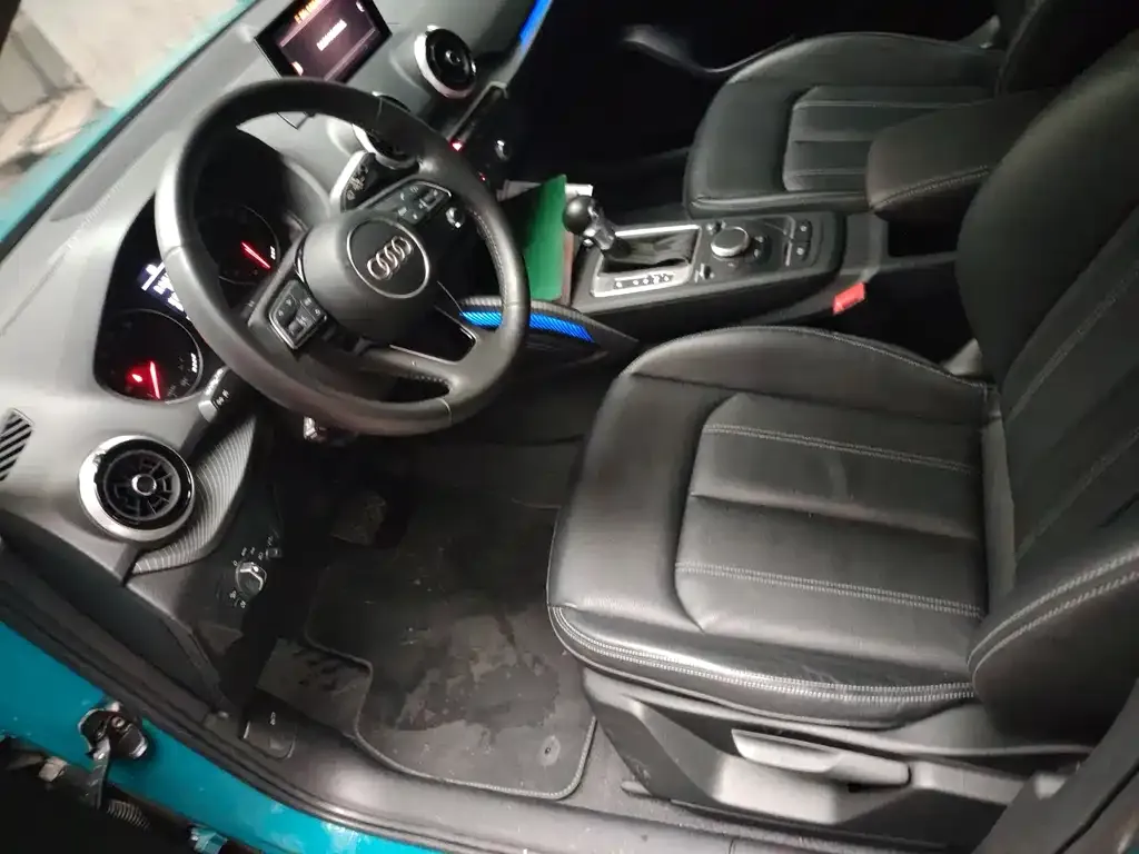 Audi Q2L 2022 из CN, фото 5
