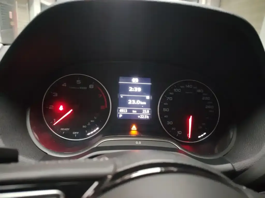 Audi Q2L 2022 из CN, фото 3