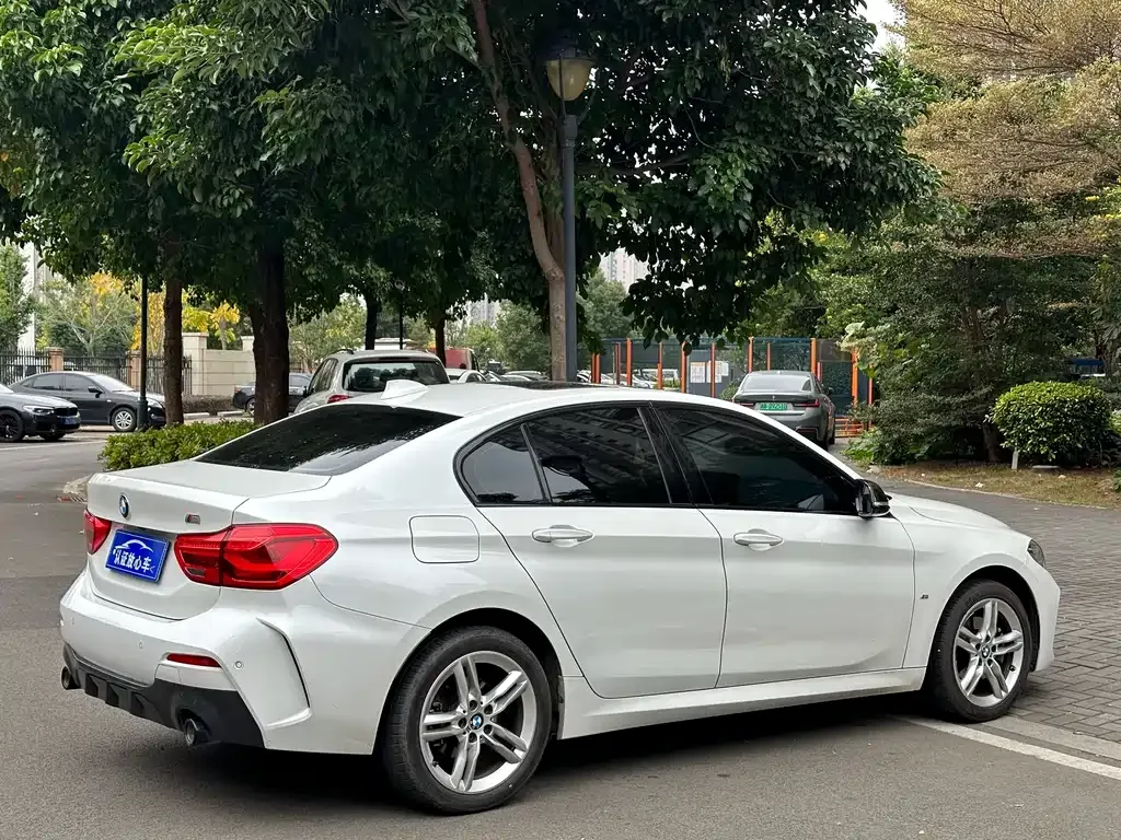 BMW 1 Series — фото 6